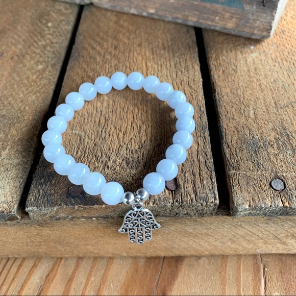 ✨GRAY AGATE STONE BEAD BRACELET W/HAMSA HA… - Picture 3 of 7